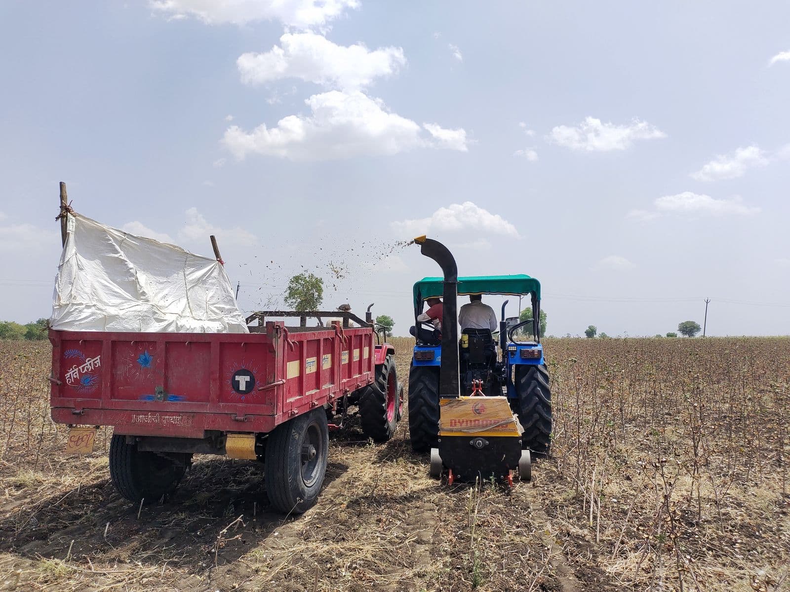 BiomassHub shredder collecting cotton stalk, Vidarbha